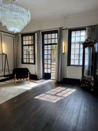 Housing image — Living Room