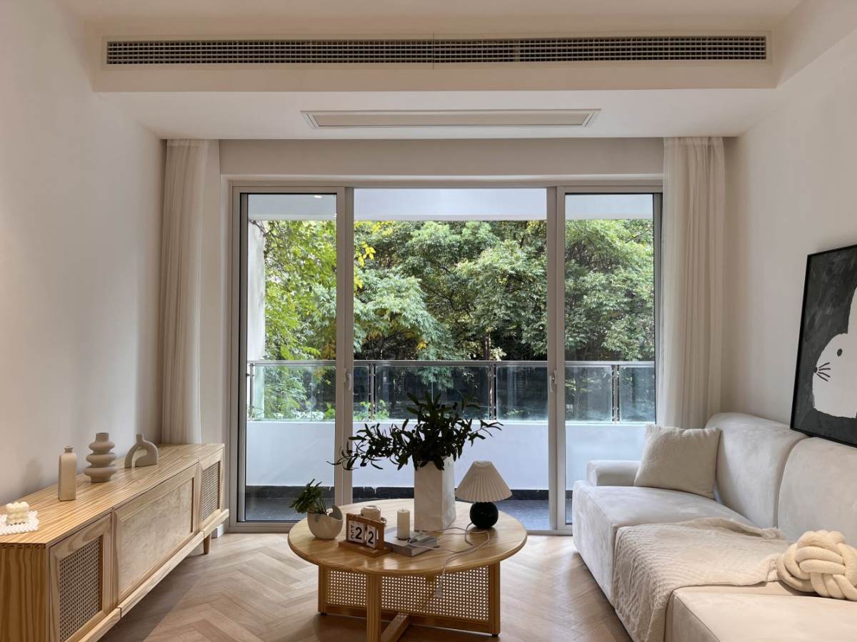 Housing image — Living Room