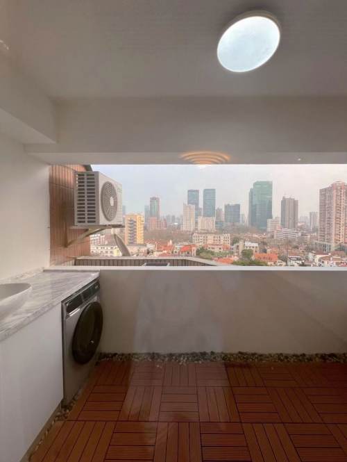 Housing image — Balcony