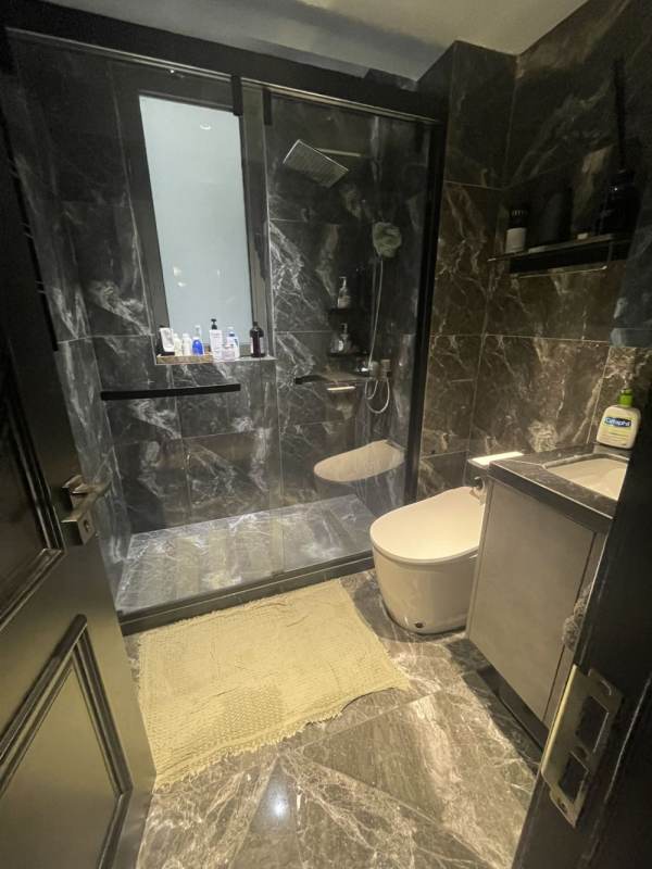 Housing image — Bathroom