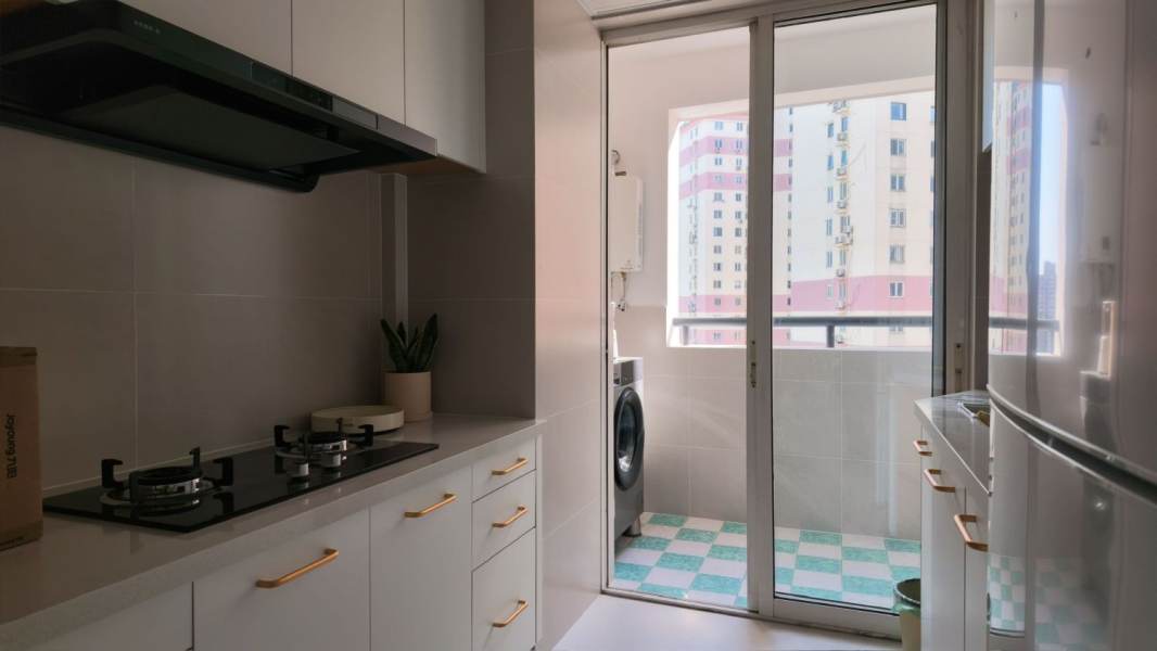 Housing image — Kitchen