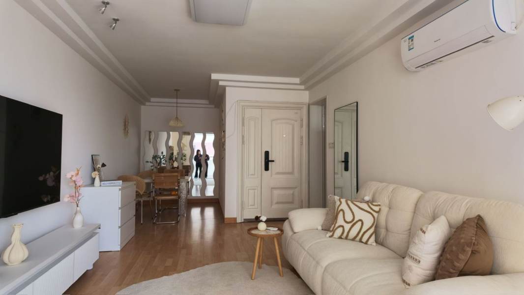 Housing image — Living Room