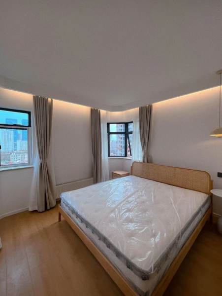 Housing image — Bedroom
