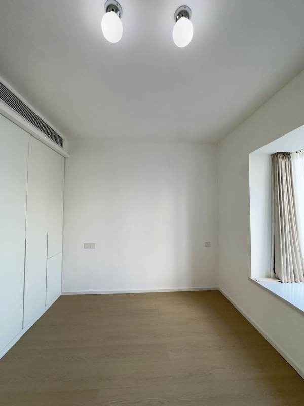Housing image — Bedroom